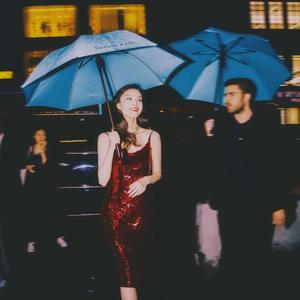 欧美在线播放91
